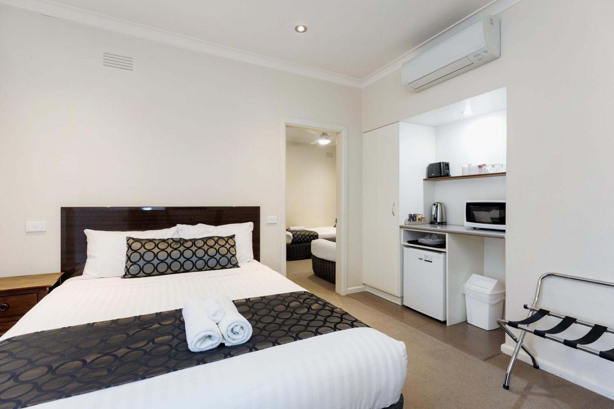 Amaroo Motel Tumuts Best Accommodation Exterior photo