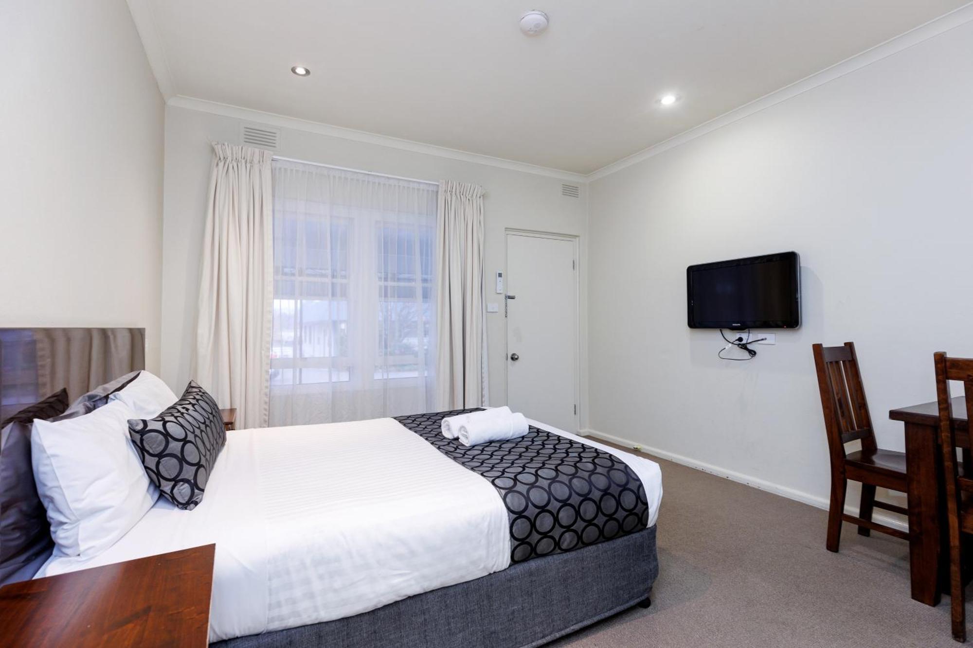 Amaroo Motel Tumuts Best Accommodation Exterior photo